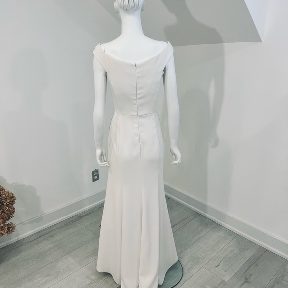 Dessy Bridesmaid/wedding dress #3016-size 10-Ivory. NWT.Crepe off shoulder. - Picture 3 of 7